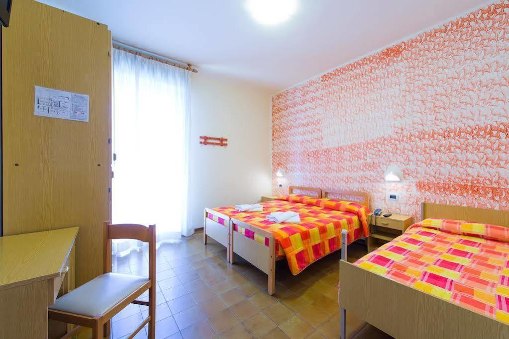 Hotel Losanna ريميني المظهر الخارجي الصورة